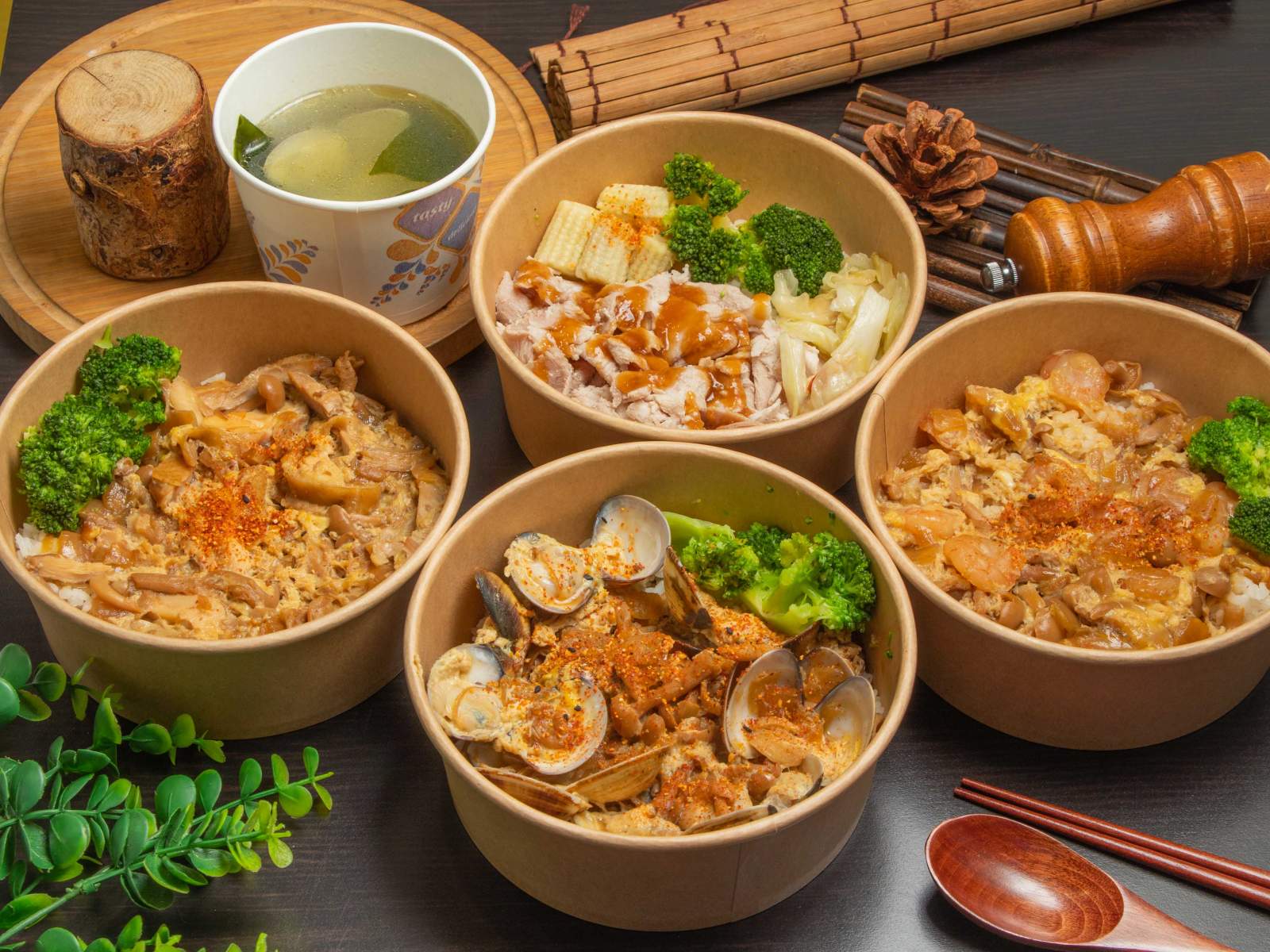 丼武堂星期一至星期五0830-1930假日請聯繫官方帳號提前預定