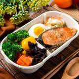 椒鹽鮭魚排餐盒