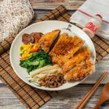 泰式雞排飯